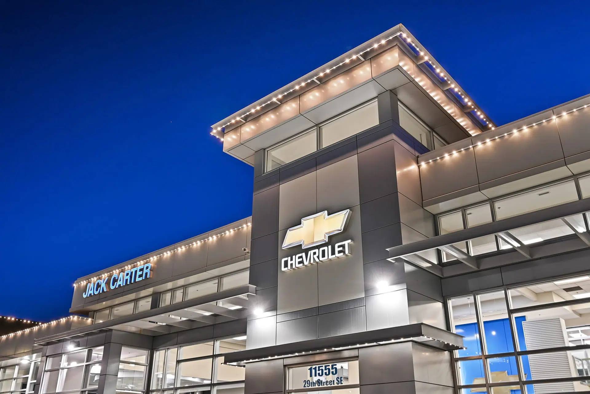 The dealership with warm white Gemstone lights